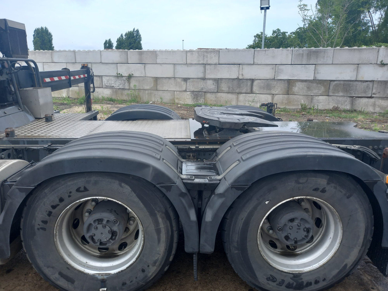 Tractor unit VOLVO fm: picture 17