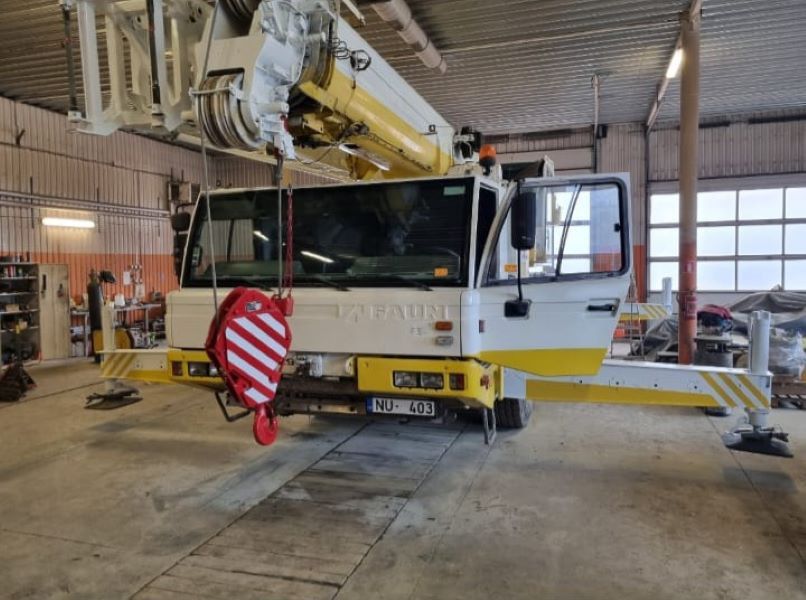 TADANO ATF45-3 - All terrain crane: picture 1 TADANO ATF45-3 - All terrain crane: picture 1