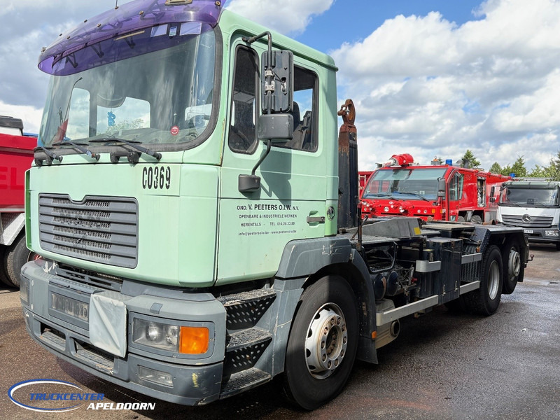 MAN 26.403 6x2 Stuuras, ADR - Hook lift truck: picture 3 MAN 26.403 6x2 Stuuras, ADR - Hook lift truck: picture 3