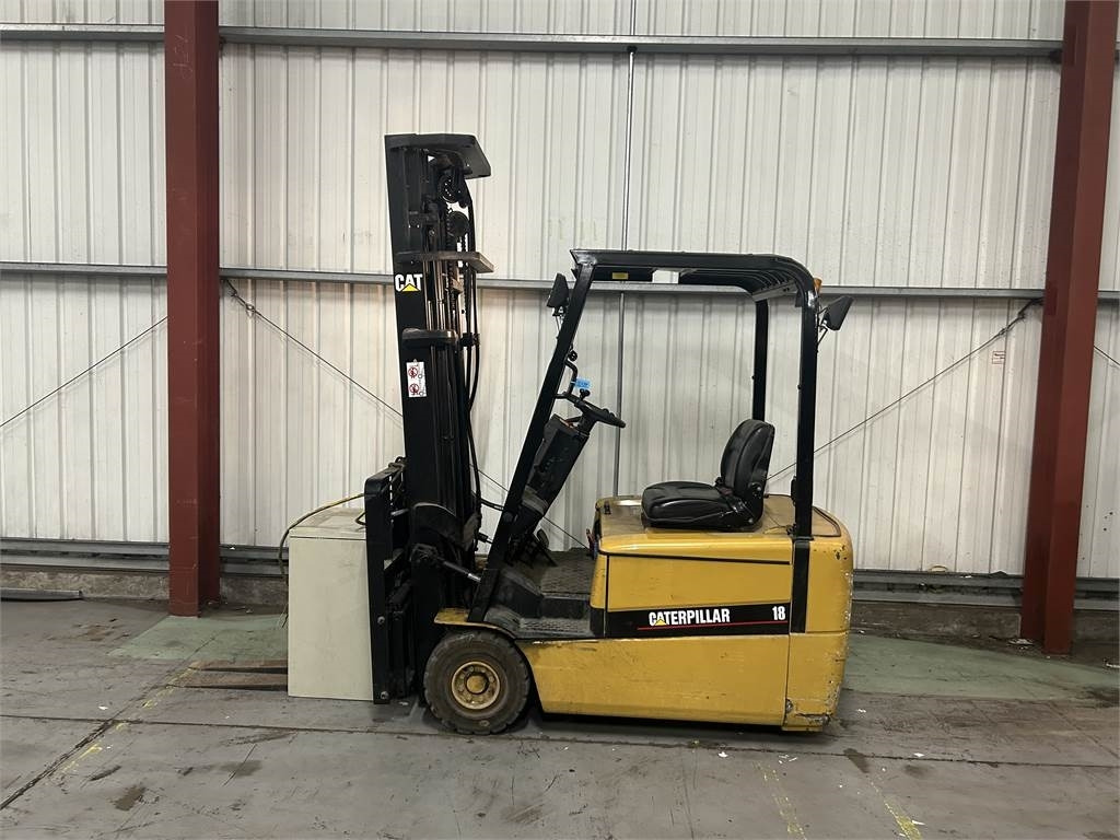 CAT EP18KT  - Electric forklift: picture 1 CAT EP18KT  - Electric forklift: picture 1