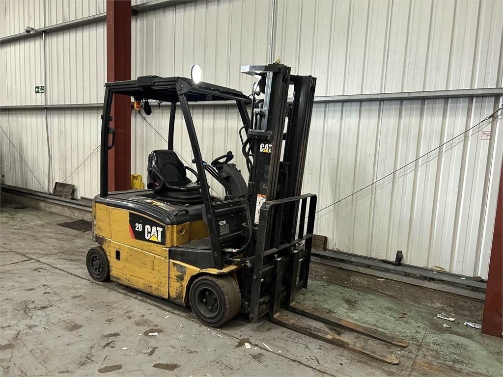 CAT EP20PN  - Electric forklift: picture 4 CAT EP20PN  - Electric forklift: picture 4
