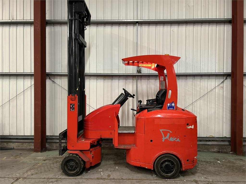 G4 - Forklift: picture 1 G4 - Forklift: picture 1