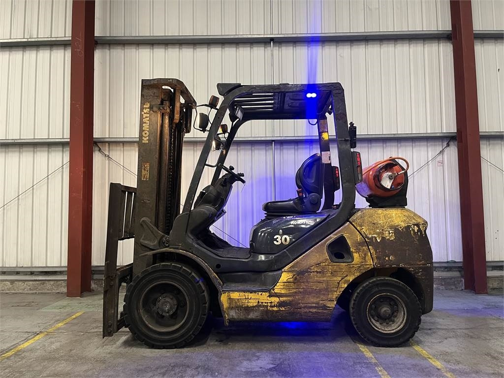 Komatsu FG30T-17  - LPG forklift: picture 1 Komatsu FG30T-17  - LPG forklift: picture 1