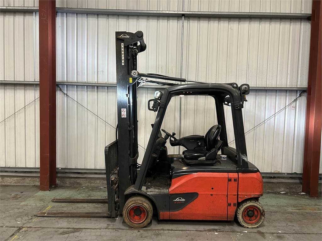 Linde E20PL-02 - Electric forklift: picture 1 Linde E20PL-02 - Electric forklift: picture 1