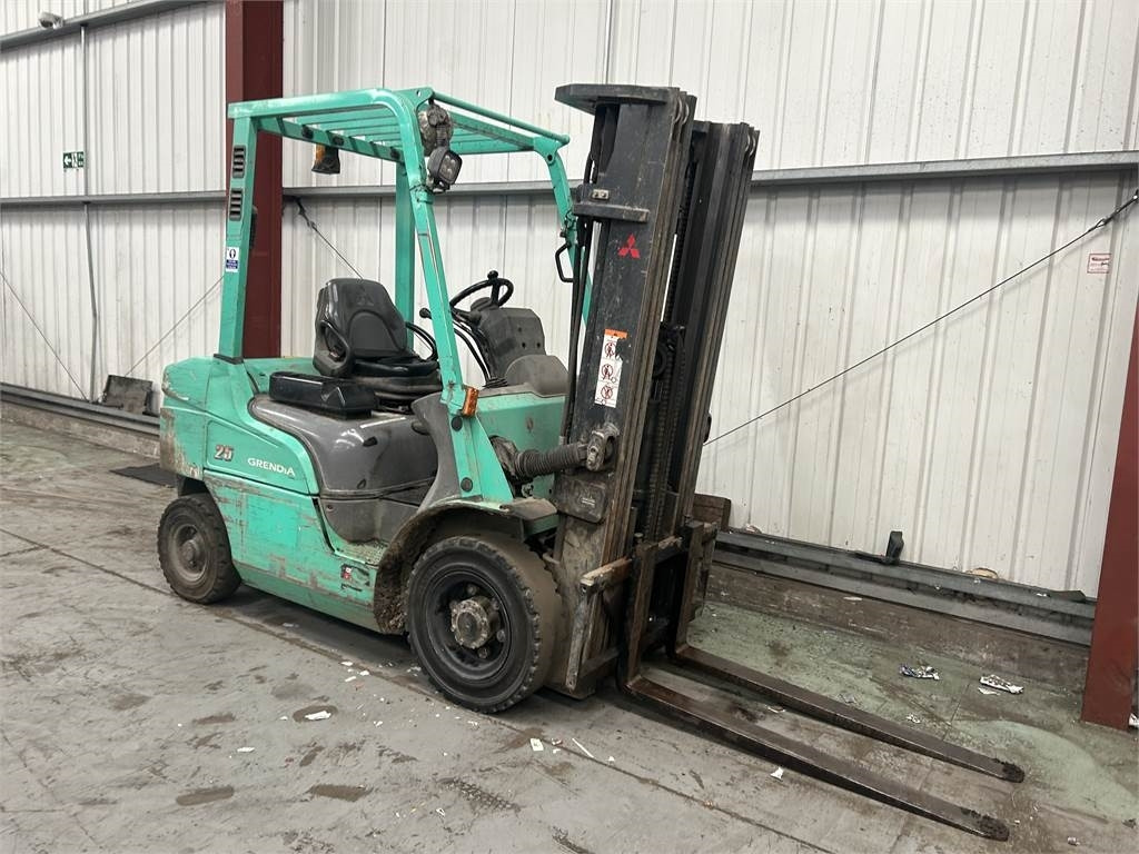 Mitsubishi FD25NT - Diesel forklift: picture 4 Mitsubishi FD25NT - Diesel forklift: picture 4