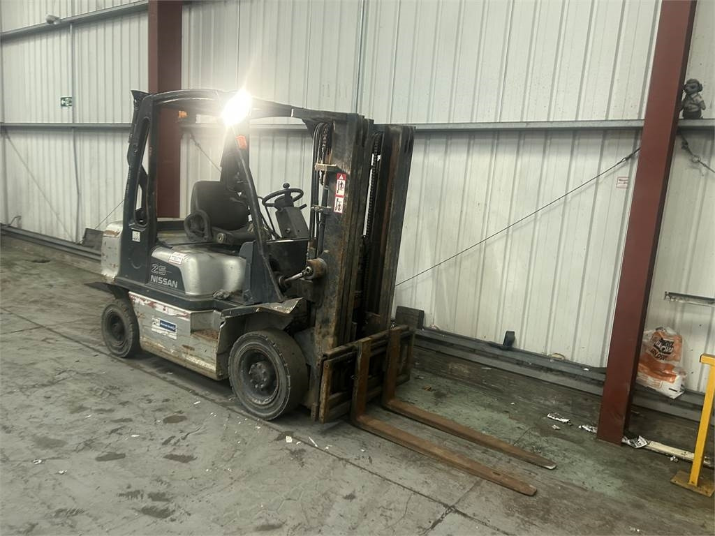 Nissan FD02A25Q - Diesel forklift: picture 4 Nissan FD02A25Q - Diesel forklift: picture 4