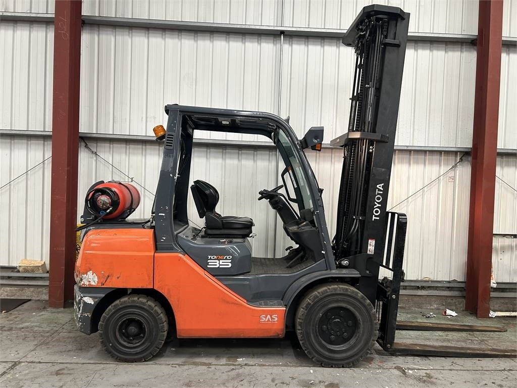 Toyota 02-8FGJF35  - LPG forklift: picture 5 Toyota 02-8FGJF35  - LPG forklift: picture 5