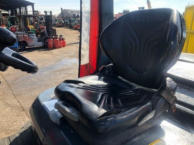 Toyota 40-8FD45N  - Diesel forklift: picture 3 Toyota 40-8FD45N  - Diesel forklift: picture 3