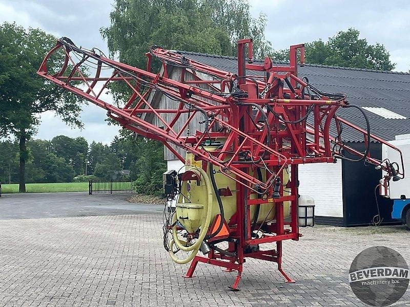 Rau D2 24  - Trailed sprayer: picture 5 Rau D2 24  - Trailed sprayer: picture 5