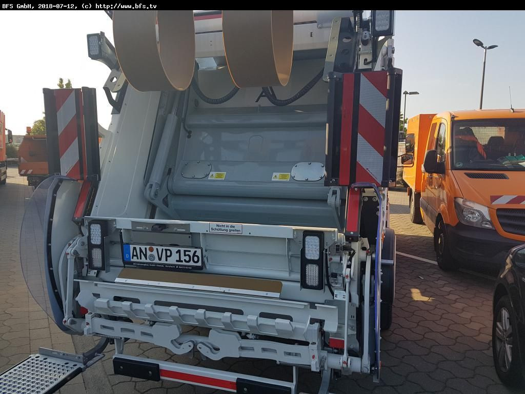 FUSO Canter 9C18 AMT 4x2 HS HL 8,5 t Olympus M - Garbage truck: picture 4 FUSO Canter 9C18 AMT 4x2 HS HL 8,5 t Olympus M - Garbage truck: picture 4