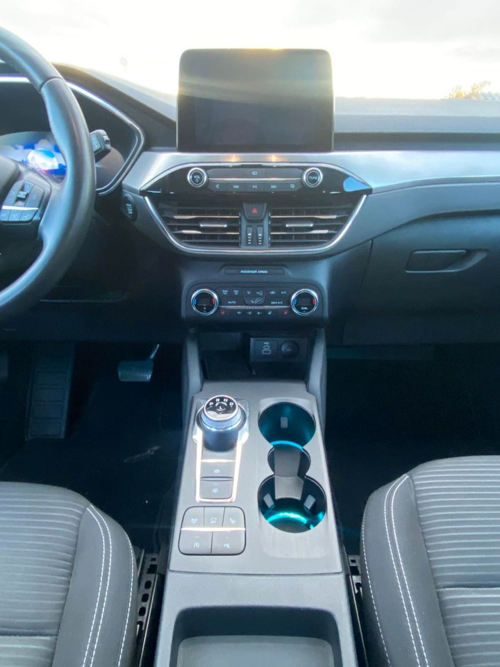 Ford Kuga Titanium 4X4 AWD - SUV: picture 5 Ford Kuga Titanium 4X4 AWD - SUV: picture 5