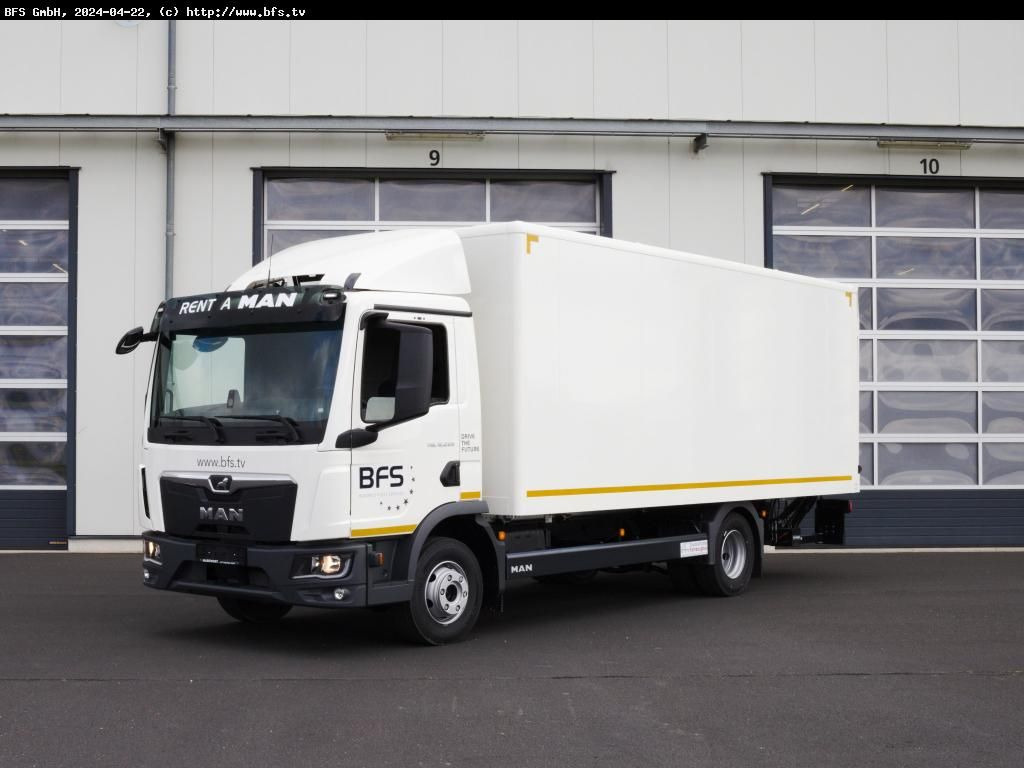 MAN TGL (TG3) 12.220 4x2 BL CH - Box truck: picture 1 MAN TGL (TG3) 12.220 4x2 BL CH - Box truck: picture 1