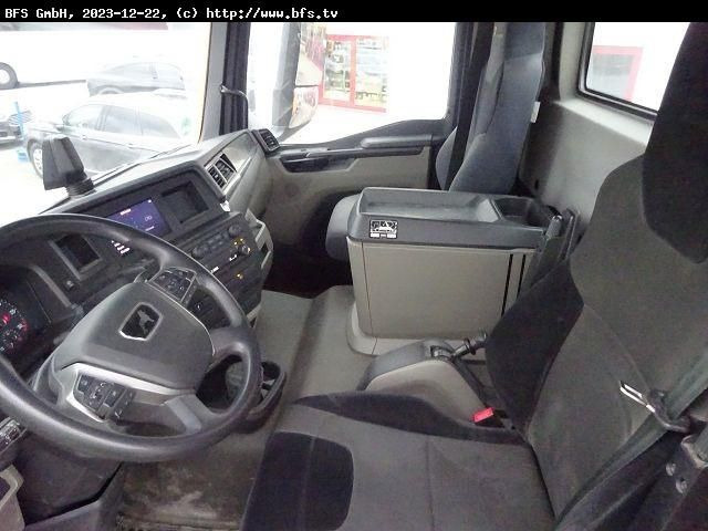 MAN TGM (TG3) 18.320 4x2 BL CH AK 12 MT ISAR - Skip loader truck: picture 4 MAN TGM (TG3) 18.320 4x2 BL CH AK 12 MT ISAR - Skip loader truck: picture 4