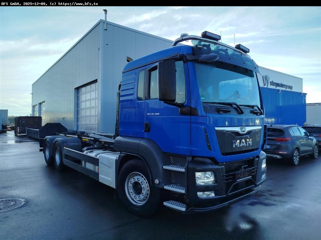 MAN TGS 26.500 6x4 BL Unfall-Fahrzeug! Instandgesetz - Hook lift truck: picture 1 MAN TGS 26.500 6x4 BL Unfall-Fahrzeug! Instandgesetz - Hook lift truck: picture 1