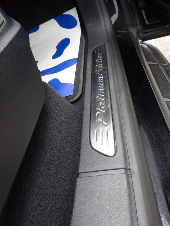 SUV Porsche Cayenne Diesel Platinum Edition 100 Liter Tank !: picture 16