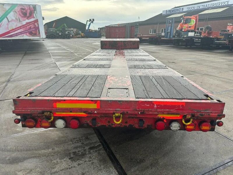 Bodex 4 AXLE - EXTENDABLE - Low loader semi-trailer: picture 4 Bodex 4 AXLE - EXTENDABLE - Low loader semi-trailer: picture 4