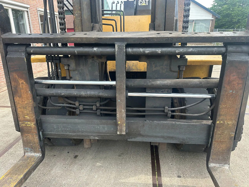 Leasing of Caterpillar DP100 VORKVERSTELLERS +SIDE SHIFT Caterpillar DP100 VORKVERSTELLERS +SIDE SHIFT: picture 14 Leasing of Caterpillar DP100 VORKVERSTELLERS +SIDE SHIFT Caterpillar DP100 VORKVERSTELLERS +SIDE SHIFT: picture 14