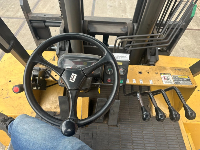 Leasing of Caterpillar DP100 VORKVERSTELLERS +SIDE SHIFT Caterpillar DP100 VORKVERSTELLERS +SIDE SHIFT: picture 13 Leasing of Caterpillar DP100 VORKVERSTELLERS +SIDE SHIFT Caterpillar DP100 VORKVERSTELLERS +SIDE SHIFT: picture 13