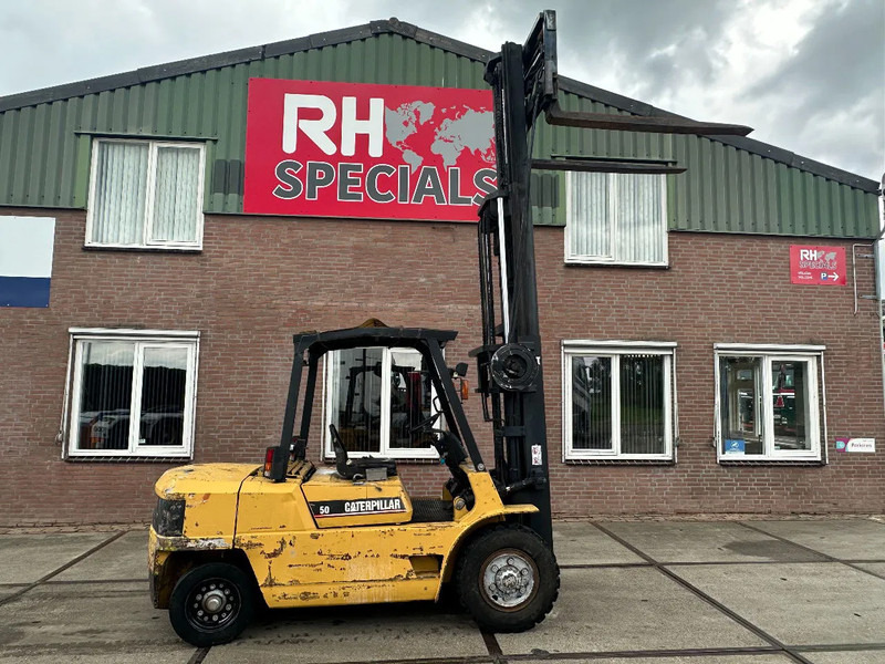 Caterpillar DP50 VORKVERSTELLERS +SIDE SHIFT - Diesel forklift: picture 1 Caterpillar DP50 VORKVERSTELLERS +SIDE SHIFT - Diesel forklift: picture 1