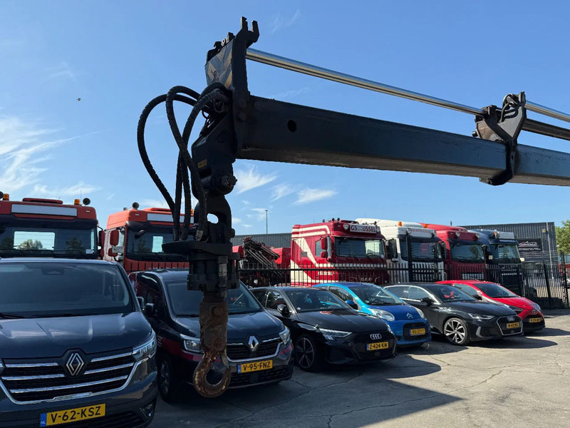 DAF CF 440 6X2 EURO 6 + HMF 3220-K5 REMOTE 5E & 6E FUNCTIE - Crane truck: picture 5 DAF CF 440 6X2 EURO 6 + HMF 3220-K5 REMOTE 5E & 6E FUNCTIE - Crane truck: picture 5