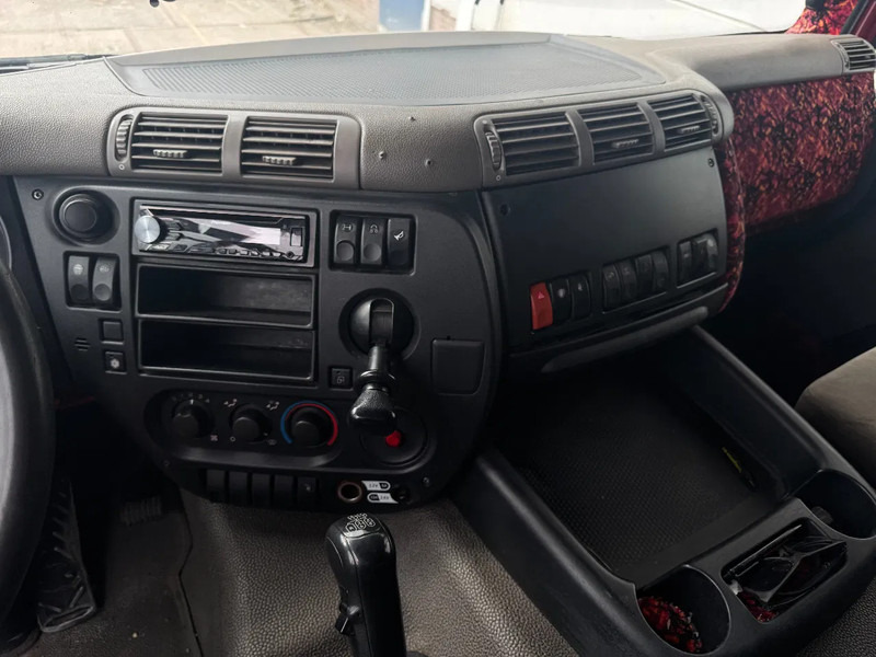 Dropside/ Flatbed truck, Crane truck DAF CF 85.460 8X2 HIAB 477E-7 + JIB 75X + REMOTE CONTROL: picture 20