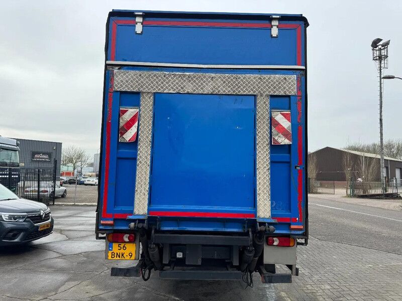 DAF LF 180 4X2 - EURO 6 + DHOLLANDIA LIFT - Box truck: picture 5 DAF LF 180 4X2 - EURO 6 + DHOLLANDIA LIFT - Box truck: picture 5