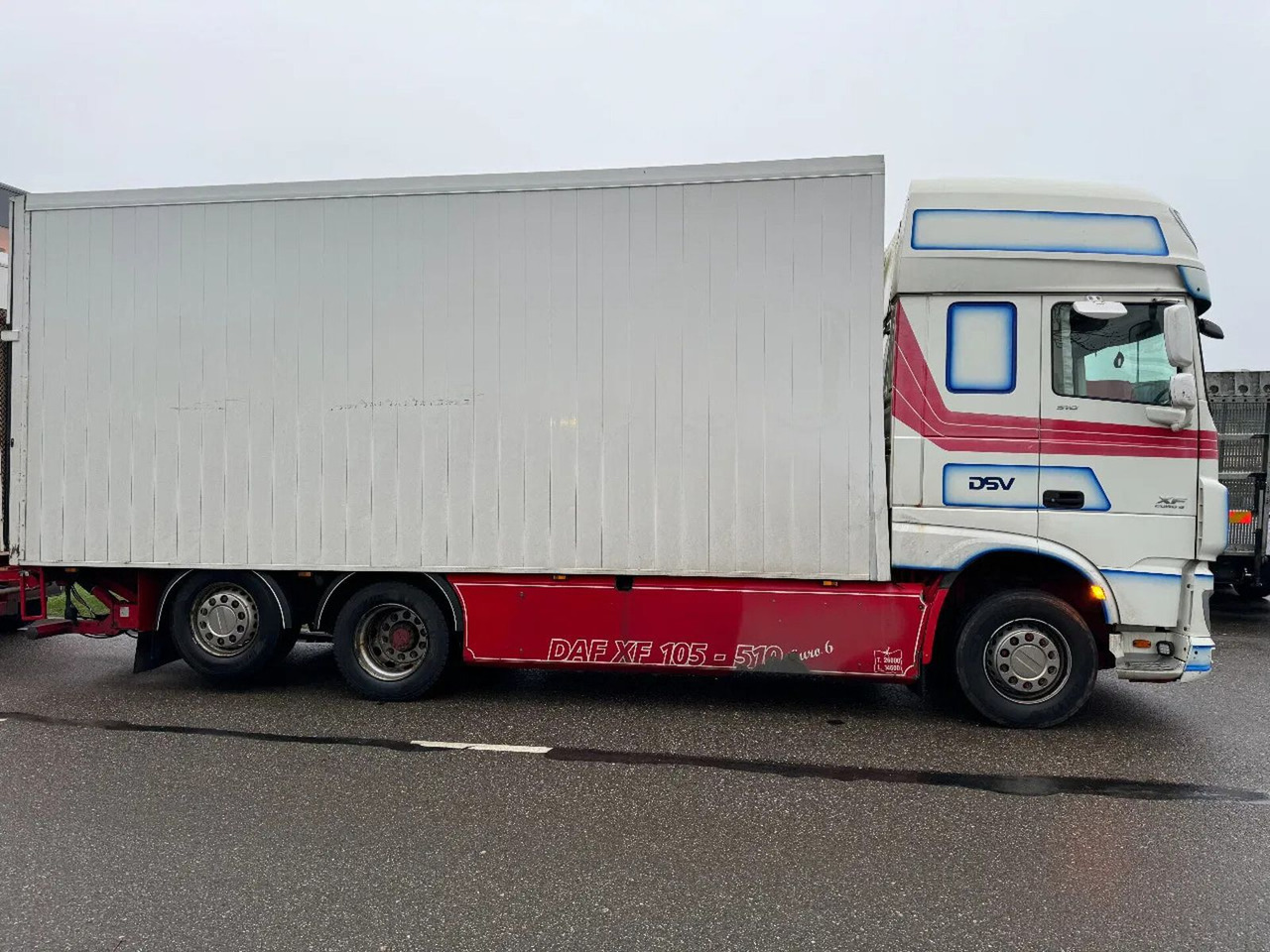 DAF XF 510 6X2 - EURO 6 + RETARDER + ZEPRO LIFT + RE - Box truck: picture 4 DAF XF 510 6X2 - EURO 6 + RETARDER + ZEPRO LIFT + RE - Box truck: picture 4