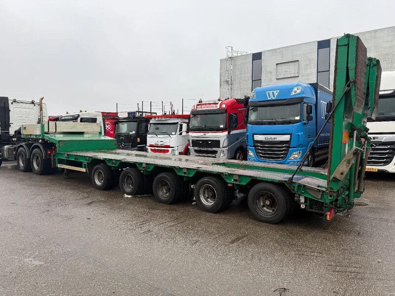 Goldhofer STZ-H5 5 ACLE, 3 AXLE FORCED STEERING, DOUBLE HYDRAULIC RAMPS, TUV TILL 11-11-2026 - Low loader semi-trailer: picture 2 Goldhofer STZ-H5 5 ACLE, 3 AXLE FORCED STEERING, DOUBLE HYDRAULIC RAMPS, TUV TILL 11-11-2026 - Low loader semi-trailer: picture 2