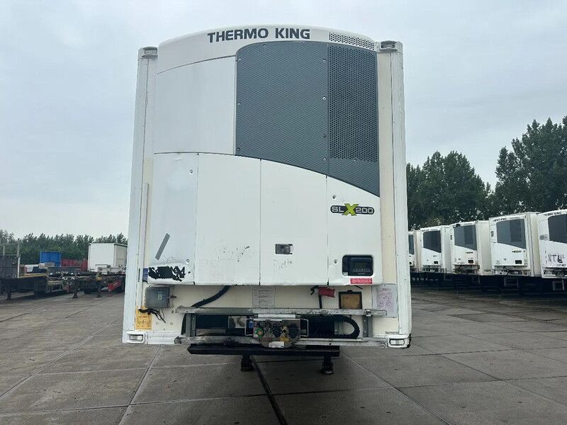 Gray & Adams 3 AXLE BPW + THERMO KING SLX 200 - Refrigerator semi-trailer: picture 2 Gray & Adams 3 AXLE BPW + THERMO KING SLX 200 - Refrigerator semi-trailer: picture 2