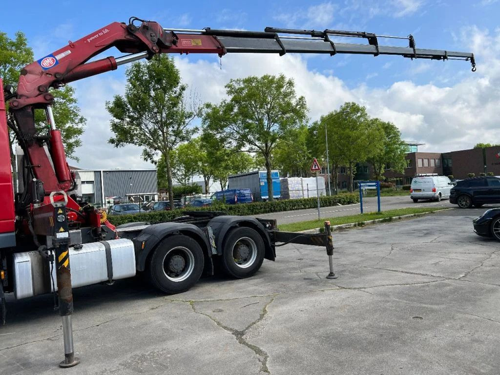 HMF 4220 K6 + REMOTE CTRL - 4 OUTRIGGERS 4220 K6 - Loader crane for Truck: picture 1 HMF 4220 K6 + REMOTE CTRL - 4 OUTRIGGERS 4220 K6 - Loader crane for Truck: picture 1