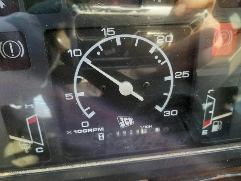 JCB HMV 155T-65 HMV 155T-65 FASTRAC 4X4 - Farm tractor: picture 5 JCB HMV 155T-65 HMV 155T-65 FASTRAC 4X4 - Farm tractor: picture 5