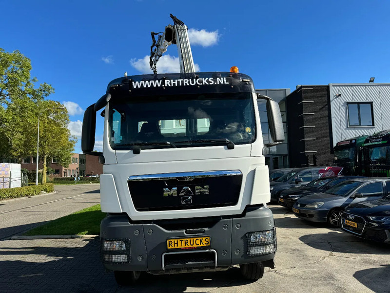 MAN TGS 26.400 6X4 HIAB 166D + REMOTE CONTROL + 2 WAYS KIPPER TÜV TILL 07-2025 - Tipper, Crane truck: picture 3 MAN TGS 26.400 6X4 HIAB 166D + REMOTE CONTROL + 2 WAYS KIPPER TÜV TILL 07-2025 - Tipper, Crane truck: picture 3