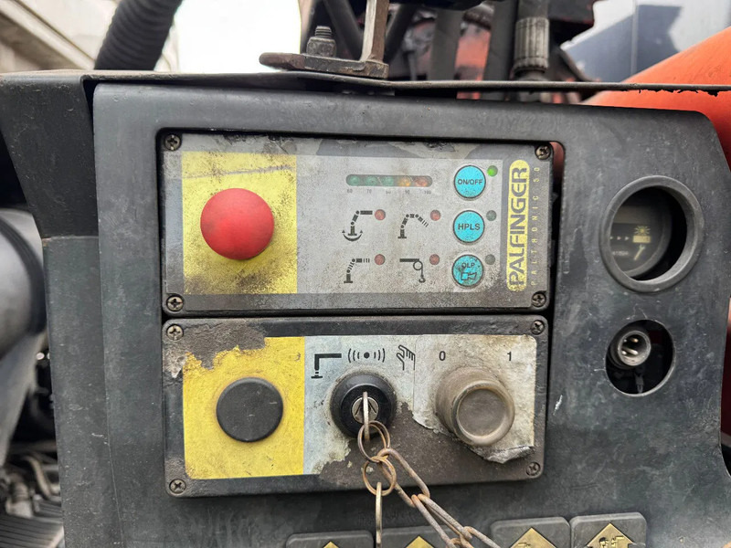Leasing of MAN TGX 26.480 6X2 - EURO 6 + PALFINGER PK20002 + REMOTE + LIFTING AXLE MAN TGX 26.480 6X2 - EURO 6 + PALFINGER PK20002 + REMOTE + LIFTING AXLE: picture 11