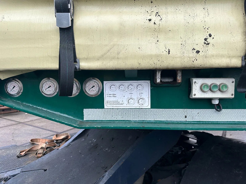 Low loader semi-trailer MEUSBURGER 4 axel steering, Double extendable up to 28 meters, extendable up to 3.2 meters, radio controlled, sliding roof: picture 19