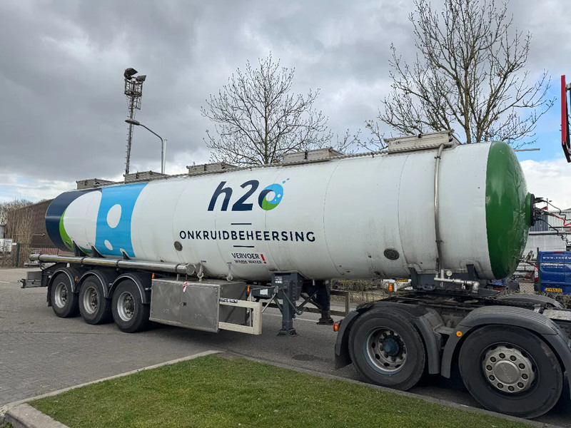 Magyar SR 3 MEB - 3 AXLE BPW + 5 COMP. + TÜV 03-2026 - Tank semi-trailer: picture 1 Magyar SR 3 MEB - 3 AXLE BPW + 5 COMP. + TÜV 03-2026 - Tank semi-trailer: picture 1