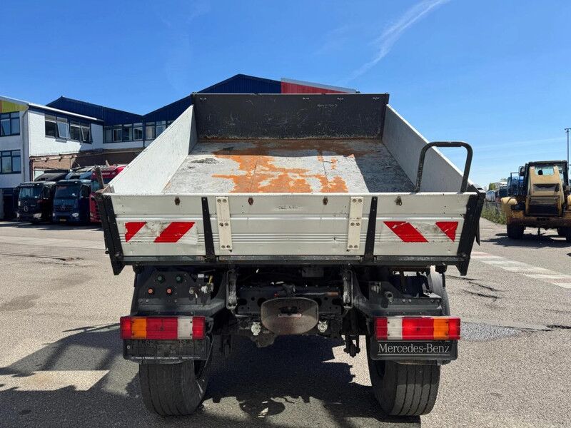 Mercedes-Benz Unimog - Tipper: picture 4 Mercedes-Benz Unimog - Tipper: picture 4