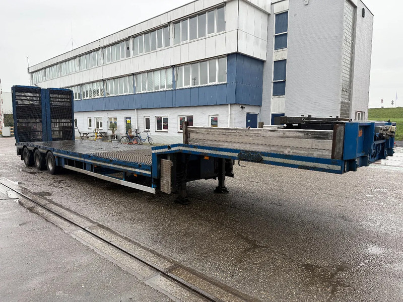 Nooteboom 3 AXLE FORCED STEERING,LIFTHING DECK, DUBBLE HYDRAULIC RAMPS, TUV TILL 05-2026 - Low loader semi-trailer: picture 5 Nooteboom 3 AXLE FORCED STEERING,LIFTHING DECK, DUBBLE HYDRAULIC RAMPS, TUV TILL 05-2026 - Low loader semi-trailer: picture 5