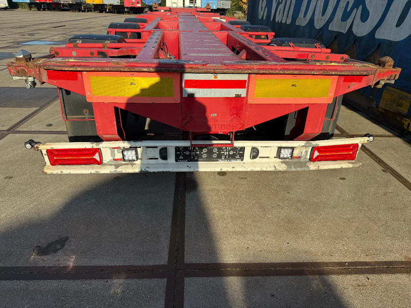 Container transporter/ Swap body semi-trailer Nooteboom CT-53-04D + CT-26-01,COMBITRAILER 2x20-30-40-45ft HC, 3 X LIFT 2 X STUUR TUV TILL 08-03-2026: picture 14 Container transporter/ Swap body semi-trailer Nooteboom CT-53-04D + CT-26-01,COMBITRAILER 2x20-30-40-45ft HC, 3 X LIFT 2 X STUUR TUV TILL 08-03-2026: picture 14