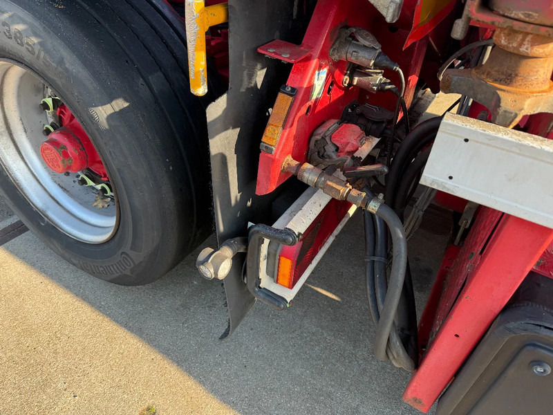 Container transporter/ Swap body semi-trailer Nooteboom CT-53-04D + CT-26-01,COMBITRAILER 2x20-30-40-45ft HC, 3 X LIFT 2 X STUUR TUV TILL 08-03-2026: picture 13 Container transporter/ Swap body semi-trailer Nooteboom CT-53-04D + CT-26-01,COMBITRAILER 2x20-30-40-45ft HC, 3 X LIFT 2 X STUUR TUV TILL 08-03-2026: picture 13