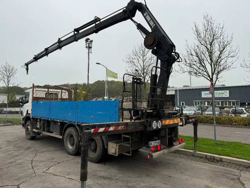 Scania P124-360 6X4 EURO 2 HIAB 200 C-5 ALL 2000 - Crane truck: picture 4 Scania P124-360 6X4 EURO 2 HIAB 200 C-5 ALL 2000 - Crane truck: picture 4