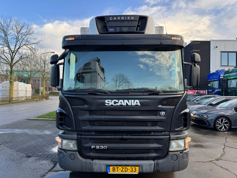Scania P230 4X2 - EURO 4 + CARRIER SUPRA 950 MT + DHOLLANDIA LIFT - Refrigerator truck: picture 2 Scania P230 4X2 - EURO 4 + CARRIER SUPRA 950 MT + DHOLLANDIA LIFT - Refrigerator truck: picture 2