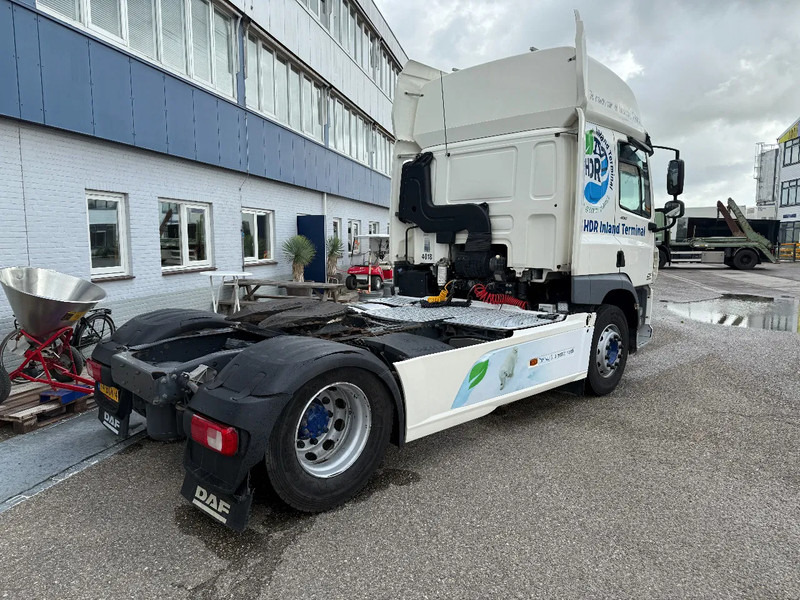 DAF CF 400 4X2 - Tractor unit: picture 5 DAF CF 400 4X2 - Tractor unit: picture 5