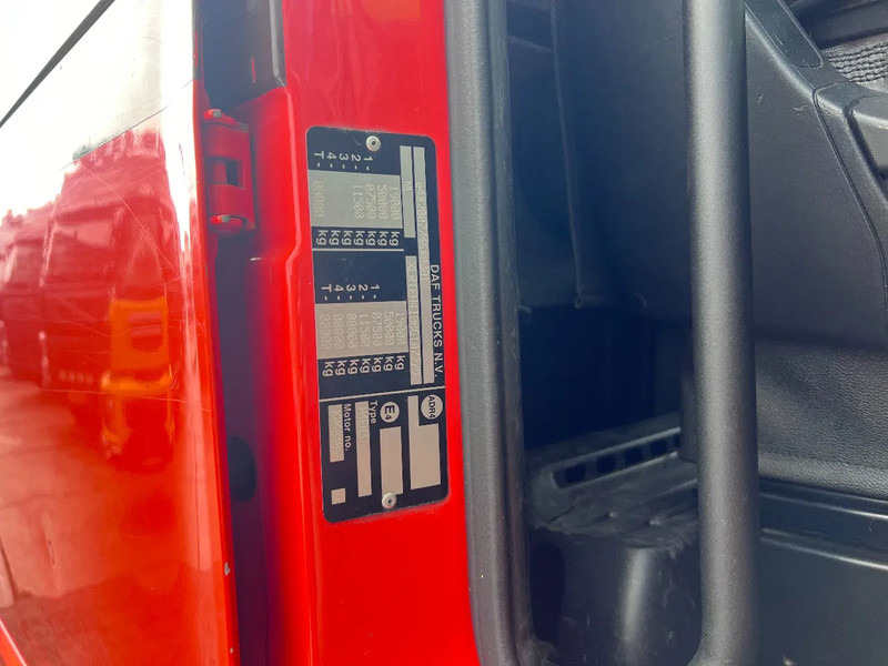 Tractor unit DAF XF 440 4X2 EURO 6 MEGA LOW DECK: picture 18