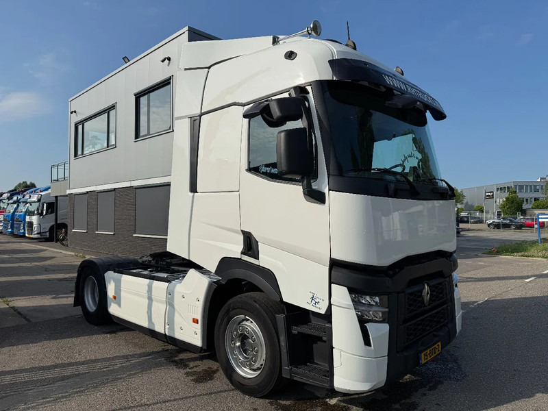 Renault T440 - 13-LITER ENGINE! - EURO 6 SKIRTS SPOILER AIRCO - Tractor unit: picture 4 Renault T440 - 13-LITER ENGINE! - EURO 6 SKIRTS SPOILER AIRCO - Tractor unit: picture 4