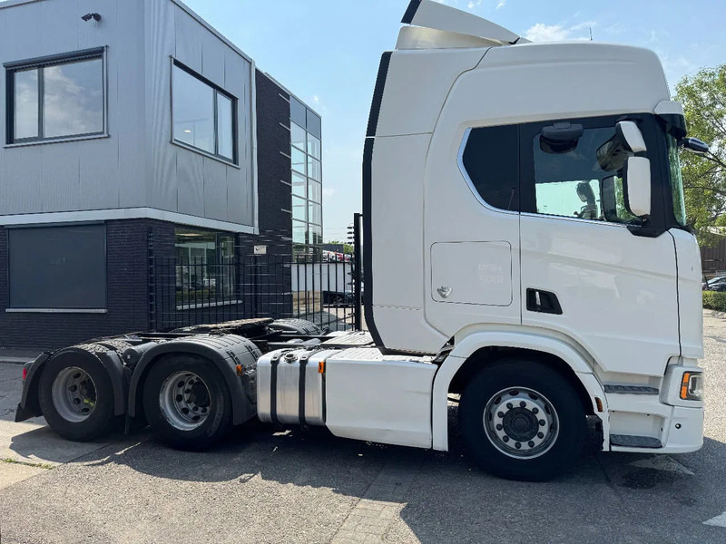 Scania R580 V8 NGS 6X4 EURO 6 RETARDER - Tractor unit: picture 4 Scania R580 V8 NGS 6X4 EURO 6 RETARDER - Tractor unit: picture 4