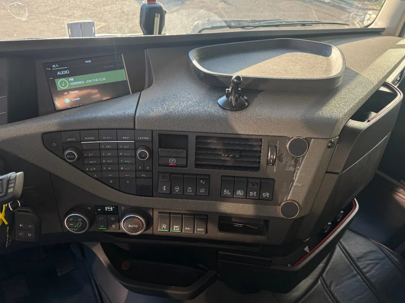 Tractor unit Volvo FH 460 6X2 EURO 6 CHASSIS 2021 STEERING AXLE SKIRTS: picture 15 Tractor unit Volvo FH 460 6X2 EURO 6 CHASSIS 2021 STEERING AXLE SKIRTS: picture 15