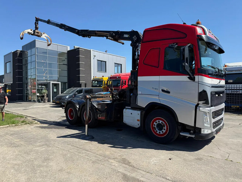Volvo FH 540 6X4 - EURO 6 + PALFINGER EPSILON S260Z96 - Tractor unit: picture 3 Volvo FH 540 6X4 - EURO 6 + PALFINGER EPSILON S260Z96 - Tractor unit: picture 3