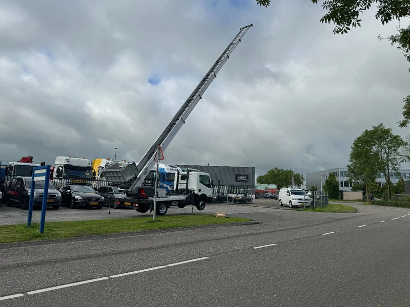 Nissan Cabstar 35.13 EURO 6 + LIFT 25 METER + REMOTE CONTROL - Van: picture 5 Nissan Cabstar 35.13 EURO 6 + LIFT 25 METER + REMOTE CONTROL - Van: picture 5