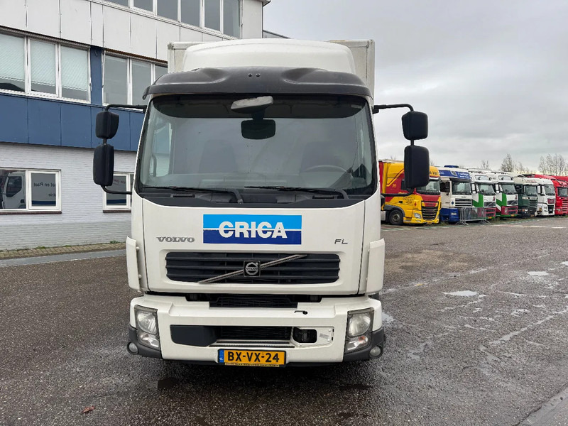 Volvo FL 12.240 4X2 EURO 5 CLOSED BOX TÜV TILL 12-2026 - Box truck: picture 2 Volvo FL 12.240 4X2 EURO 5 CLOSED BOX TÜV TILL 12-2026 - Box truck: picture 2