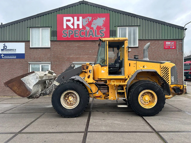 Volvo L60E - Wheel loader: picture 2 Volvo L60E - Wheel loader: picture 2